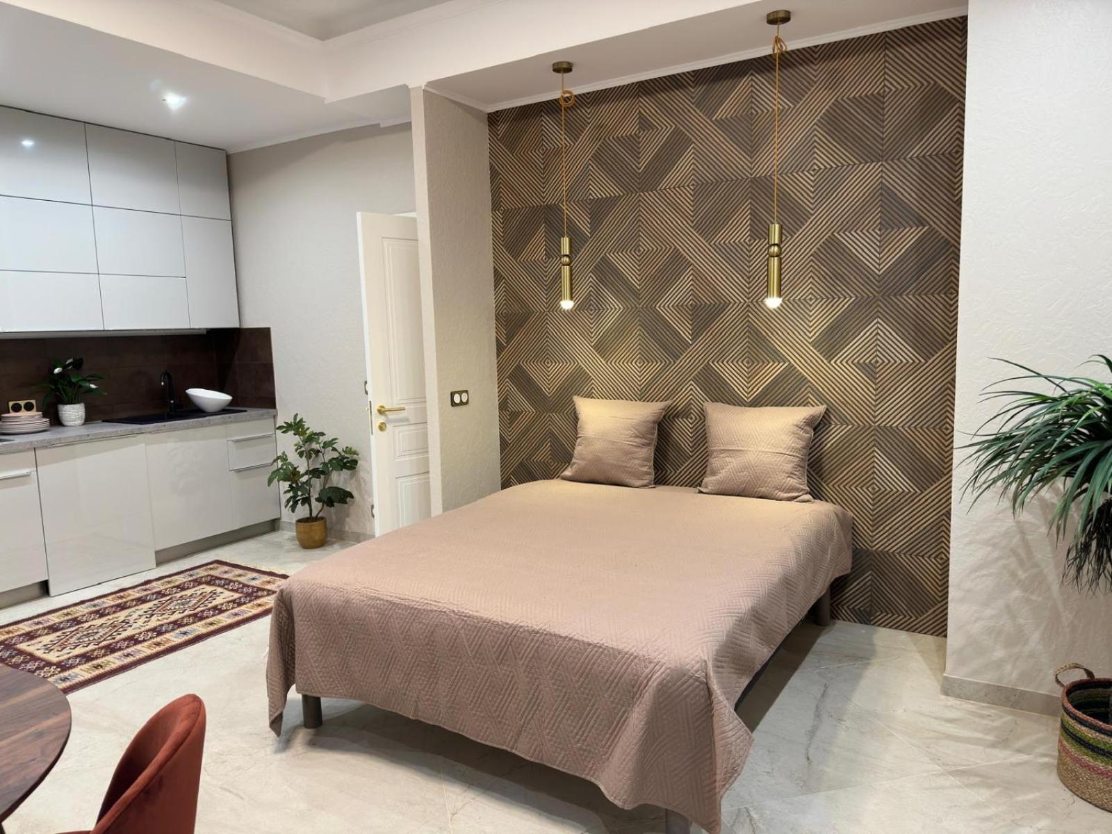 Extraordinaire Grand Studio Au Centre 6 Minutes A Pied De La Plage Et L'Hotel Negresco Nice Bagian luar foto
