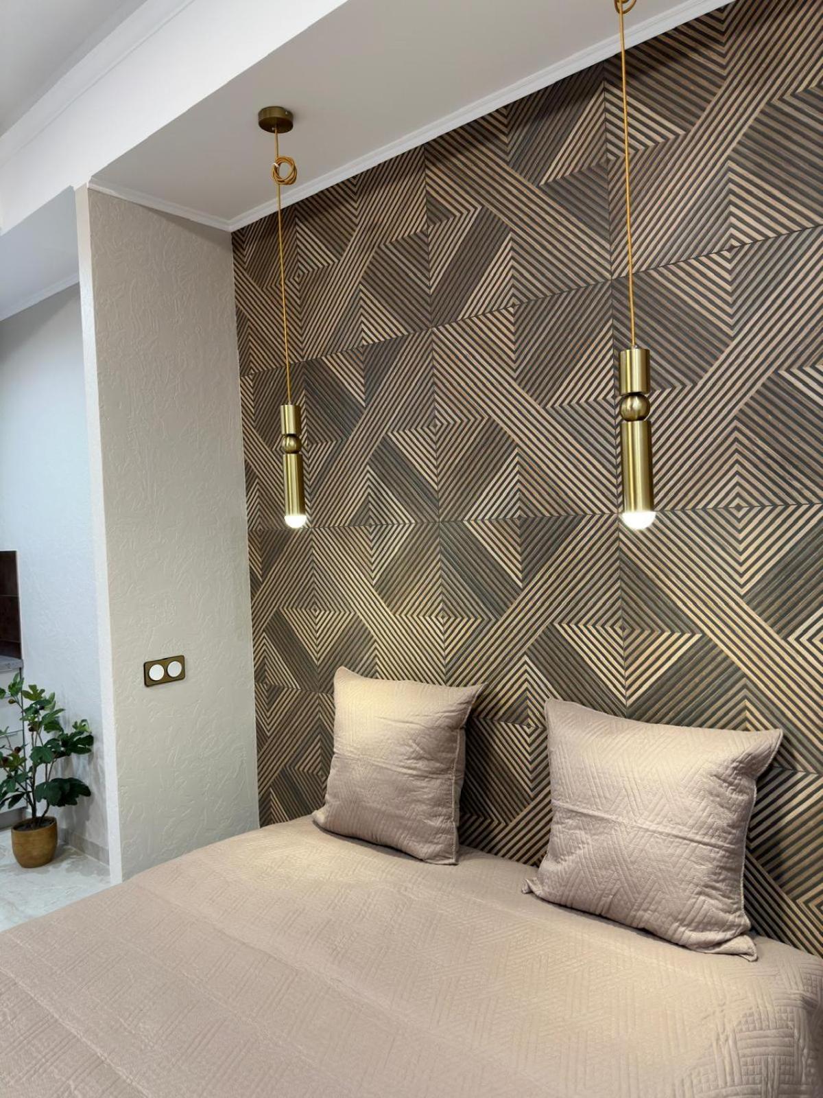 Extraordinaire Grand Studio Au Centre 6 Minutes A Pied De La Plage Et L'Hotel Negresco Nice Bagian luar foto